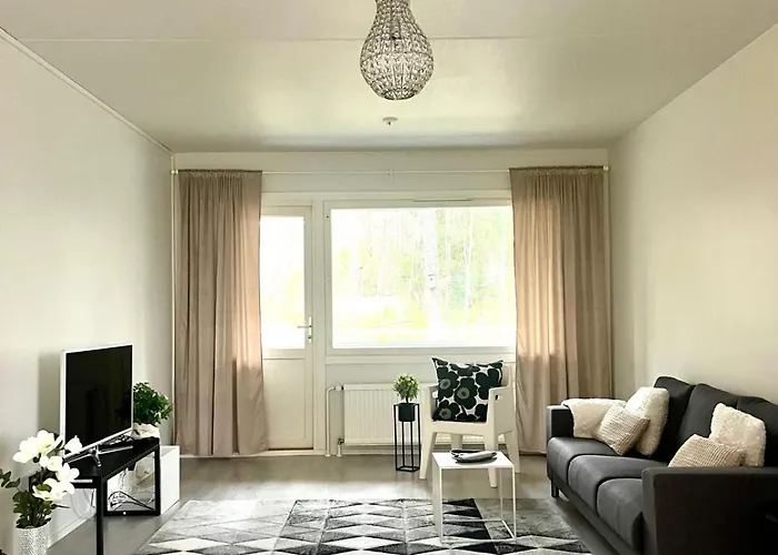 Apartamento Taeysin Remontoitu Kaksio. Ilmainen Pysaekoeinti!