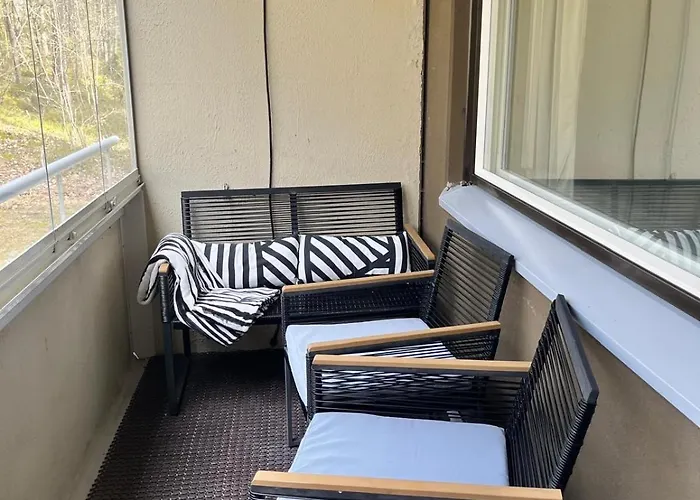 Taeysin Remontoitu Kaksio. Ilmainen Pysaekoeinti! Apartamento